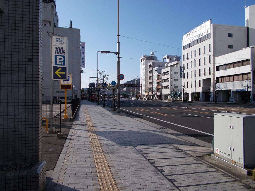 Hotel Matsuyama Hills Exteriör bild